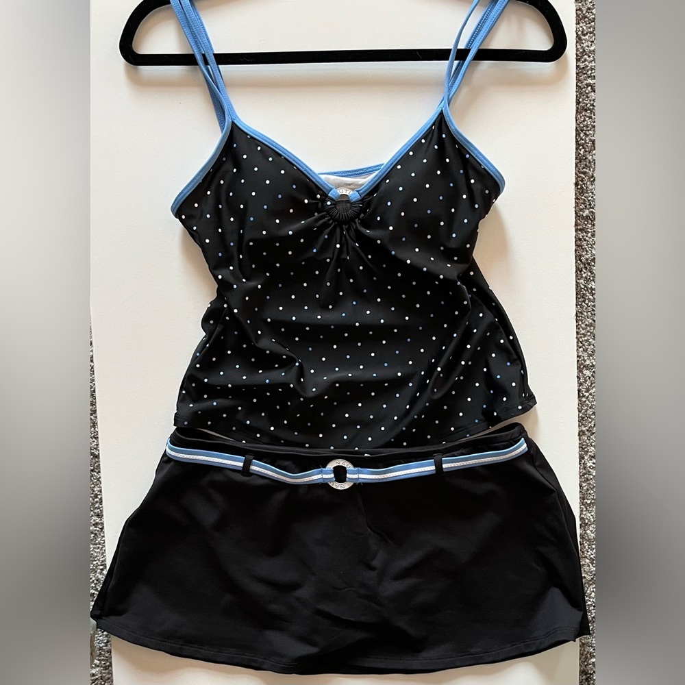 Nautica 2 piece swimsuit blue polka dot, skort bottom size 6 nautical top size 6